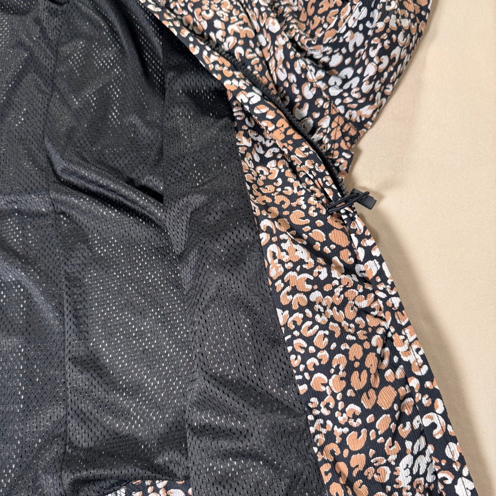 Free People Movement Run Wild Windbreaker Hooded Jacket Leopard Large Casual EUC - Picture 16 of 16